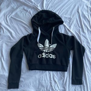 Adidas crop top sweatshirt